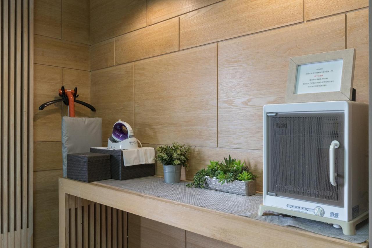 Just Enjoy Business Hotel Đài Nam Ngoại thất bức ảnh