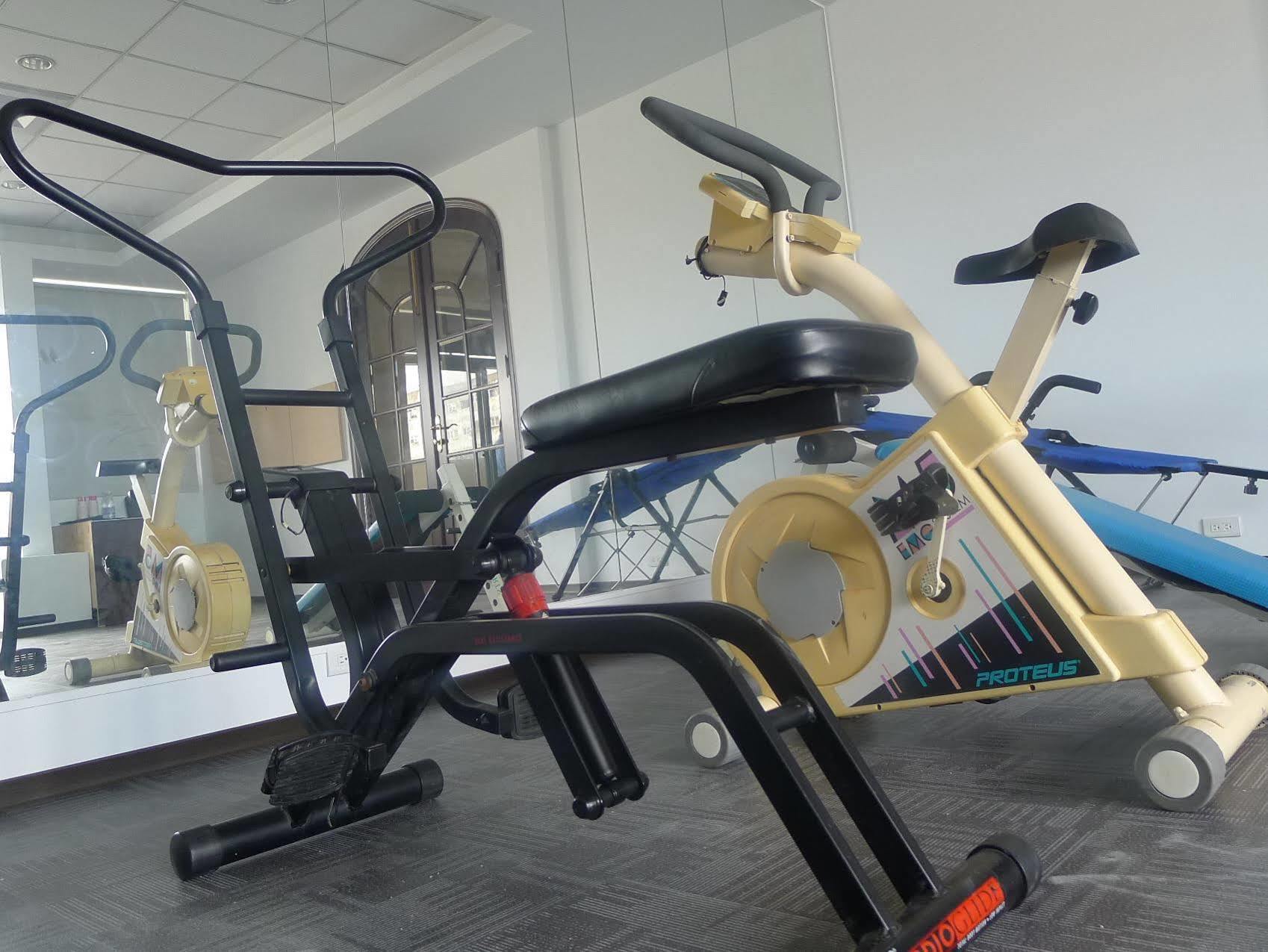 Just Enjoy Business Hotel Đài Nam Ngoại thất bức ảnh